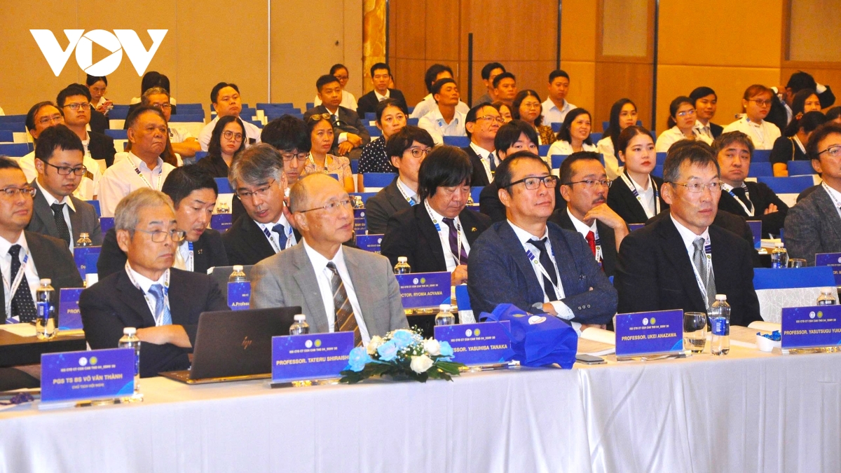 Hội nghị chuyên đề quốc tế cột sống lần thứ 4 tại ĐBSCL